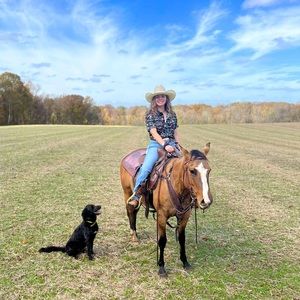 Meet your Posher, Emma